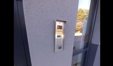 Domofon Cyfral PC-4000RV: do bloków i nowych osiedli