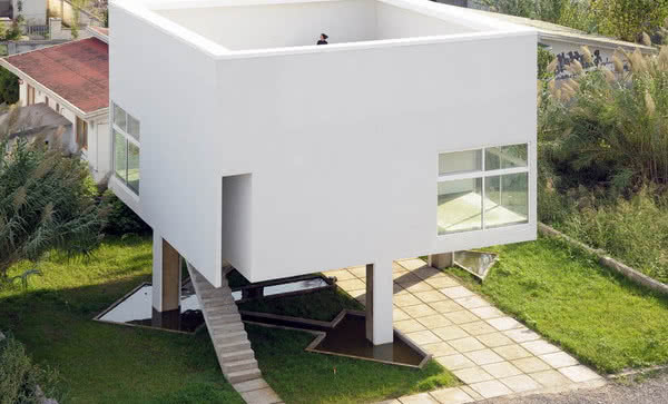 Irański dom "bez dachu"