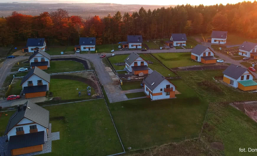Pokrycia dachowe Ruukki wykorzystanie w osiedlu Spacery