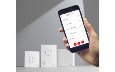 Jak wyposażyć okno dachowe w sterowanie elektryczne?