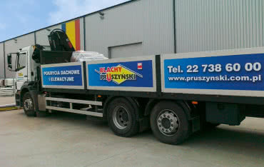 Jak bezpiecznie transportować pokrycia blaszane?