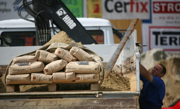 Widoczny spadek produkcji cementu w Polsce