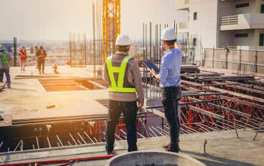 Jak zapewnić sobie stałe dostawy sprzętu na budowę?