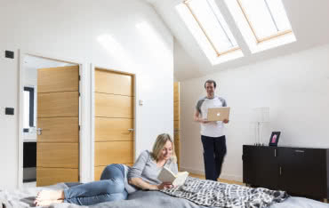 Jak dobierać szyby do okien połaciowych?