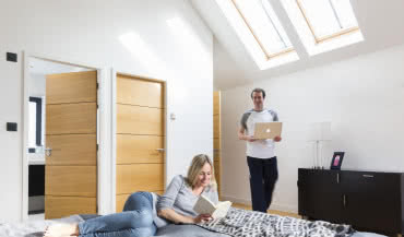 Jak dobierać szyby do okien połaciowych?