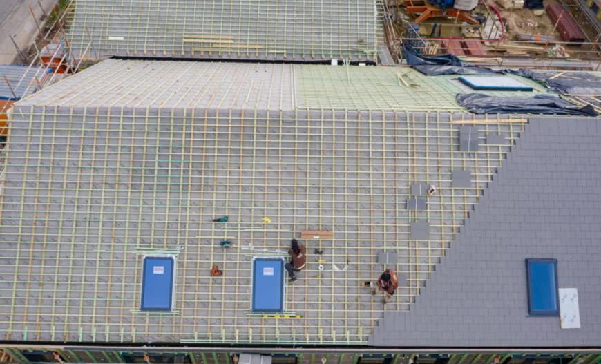 Płyty Recticel z serii PRO do izolacji dachu skośnego