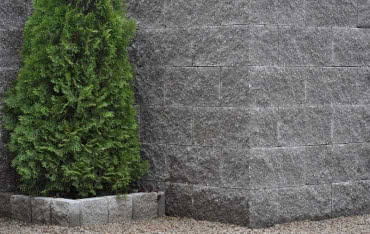 Bloczki TOM - dobry pomysł na szybką budowę garażu lub wiaty śmietnikowej