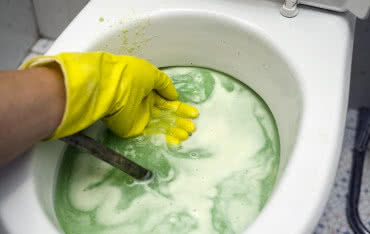 Czym jest sanitarna pompa WC?