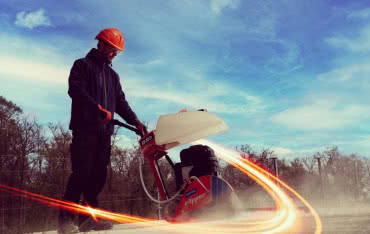Maszyny akumulatorowe Norton Clipper na polskich budowach 