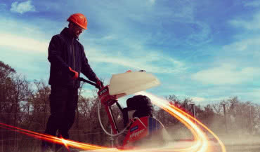 Maszyny akumulatorowe Norton Clipper na polskich budowach