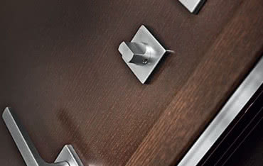 Drzwi wejściowe o zwiększonej odporności na włamanie