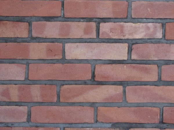 Cegła ciemna czerwień (kl. 20)