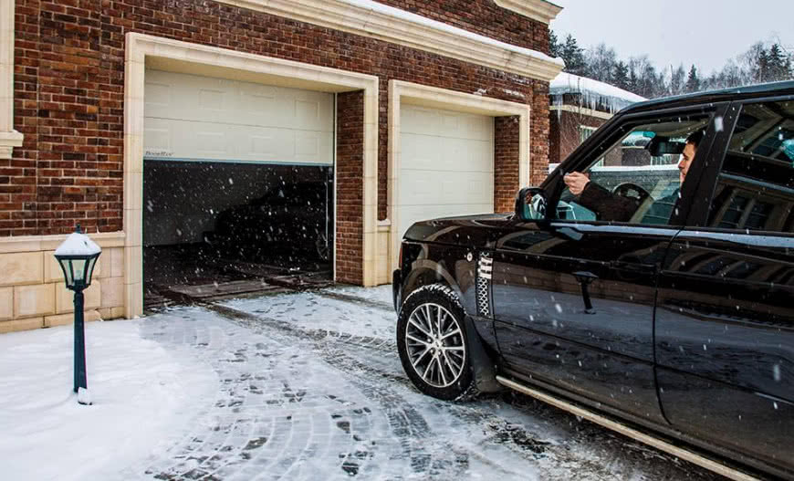 Bramy garażowe segmentowe: praktyczny poradnik dla inwestorów