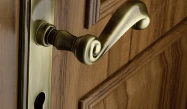 Domino - okucia drzwiowe