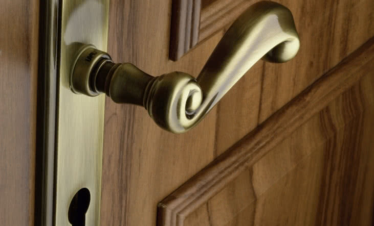 Domino - okucia drzwiowe