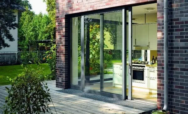 Powiększ przestrzeń mieszkalną - Schüco EasySlide