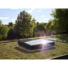 Okno do płaskiego dachu ze sferycznym modułem szklanym