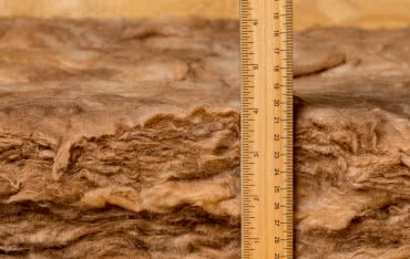 Jak dobrać grubość wełny mineralnej? Praktyczny poradnik