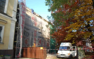 Trwa remont dachu Pałacu Dietrichsteinów