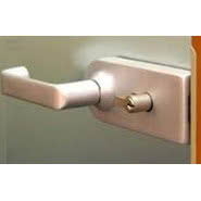 Nowoczesne okucia do drzwi szklanych