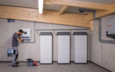 Załącznik do wniosku o przyłączenie mikroinstalacji z magazynem energii – jak wypełnić?