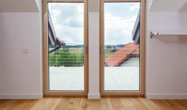 Jak wybrać wygodne w użytkowaniu, bezpieczne i energooszczędne drzwi tarasowe?