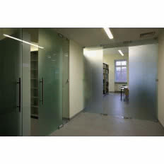 Ścianki i zabudowy szklane