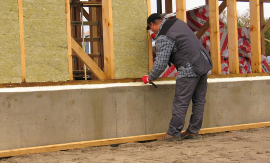 Jak docieplać nową i już istniejącą fasadę wentylowaną?