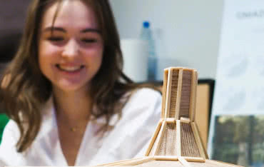 Grupa Burkietowicz przekazuje wiedzę studentom 