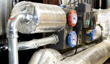 Kompaktowa grupa pompowa GRB300. Prosty montaż i oszczędność miejsca w kotłowni