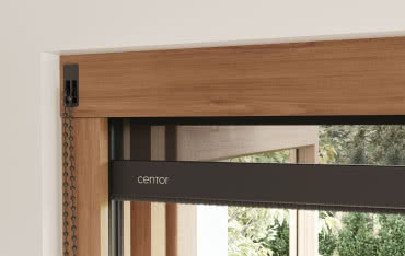 Centor wprowadza chowające się moskitiery i rolety