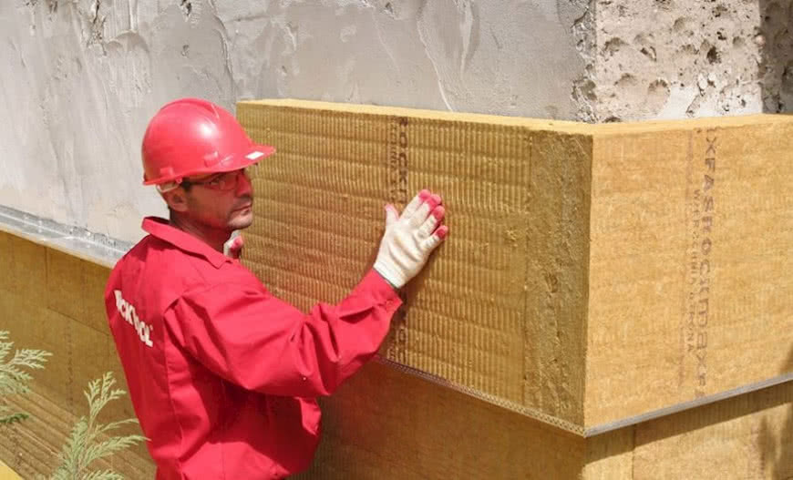 Jaka grubość izolacji przy termomodernizacji ścian?