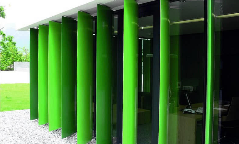 System żaluzji zewnętrznych Reynaers w alpejskim ośrodku w Breitenwang