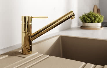 Złota kuchnia - luksusowy blask w Twoim domu!