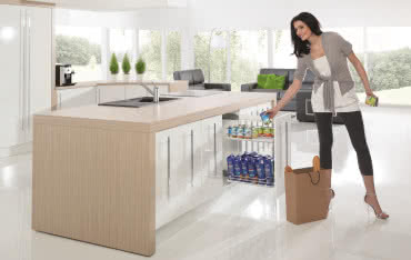 Dlaczego warto kupić szafki cargo do kuchni?