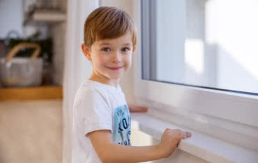 Jakie okna wybrać do pokoju dziecka? 