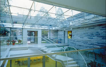 Wpływ światła dziennego na zdrowie i komfort użytkowników budynków