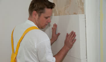 Mineralne płyty MULTIPOR do ocieplania od wewnątrz na liście LEME