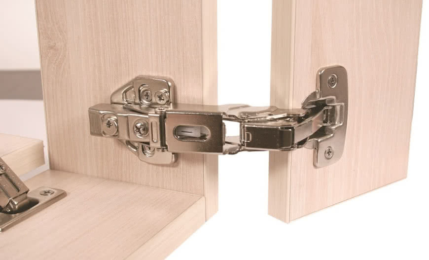 Czym się kierować przy wyborze okuć meblowych?