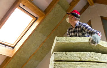 Dach skośny - izolacja termiczna i wentylacja krok po kroku