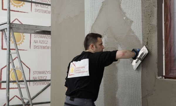 Krucho z wiedzą wykonawców ociepleń o wymogach prawa budowlanego