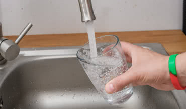 Woda II klasy – co to jest i jak ją wykorzystać?