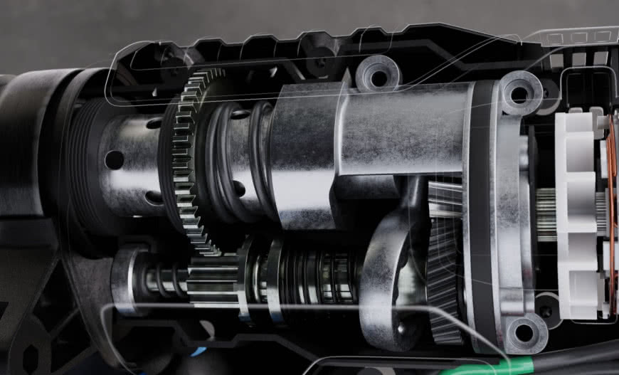 Młotowiertarka vs. wiertarka udarowa: poradnik dla majsterkowiczów