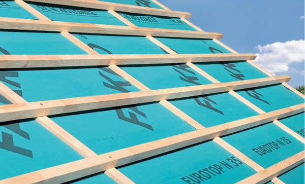 Folie i membrany wstępnego krycia