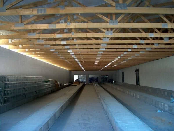 Konstrukcje dachowe dla kurników, królikarni etc.