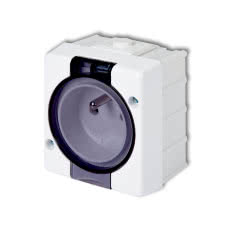 Gniazdo natynkowe pojedyczne białe SENIOR IP44