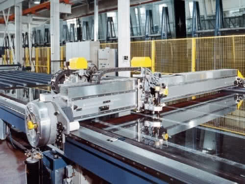 BYSTRONIC SMF - linie do rozkroju szkła płaskiego Float 
