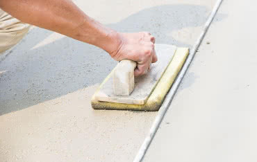 Jak obliczyć ilość tynku na metr kwadratowy budynku?