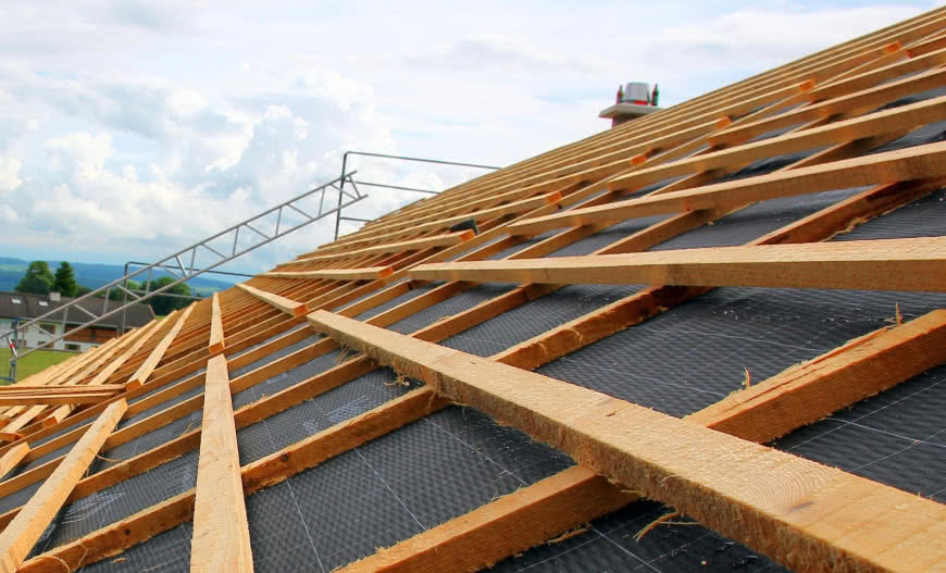 Montica - nowa marka w branży dachowej