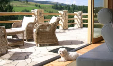 Źródło ciepła dla celów grzewczych w ciepłym domu